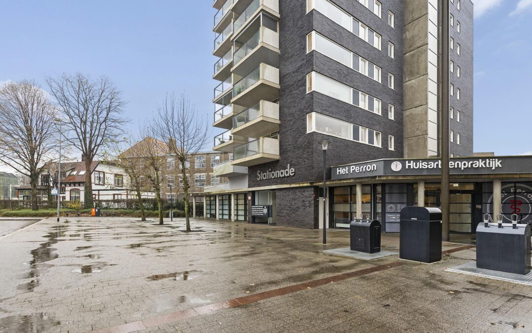 Stationsplein 45, Emmen